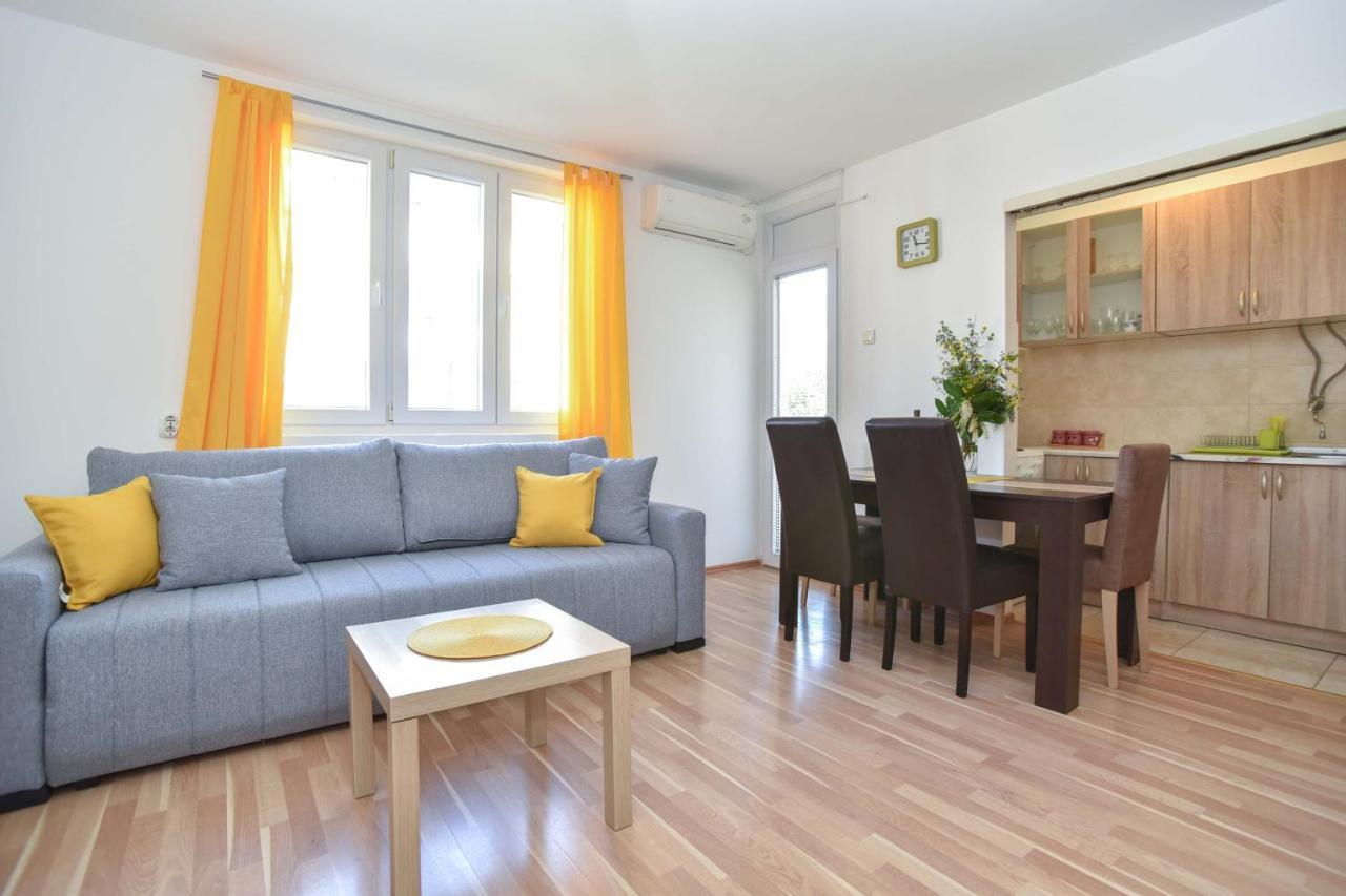 Apartment Near Old Town Budva Exterior photo